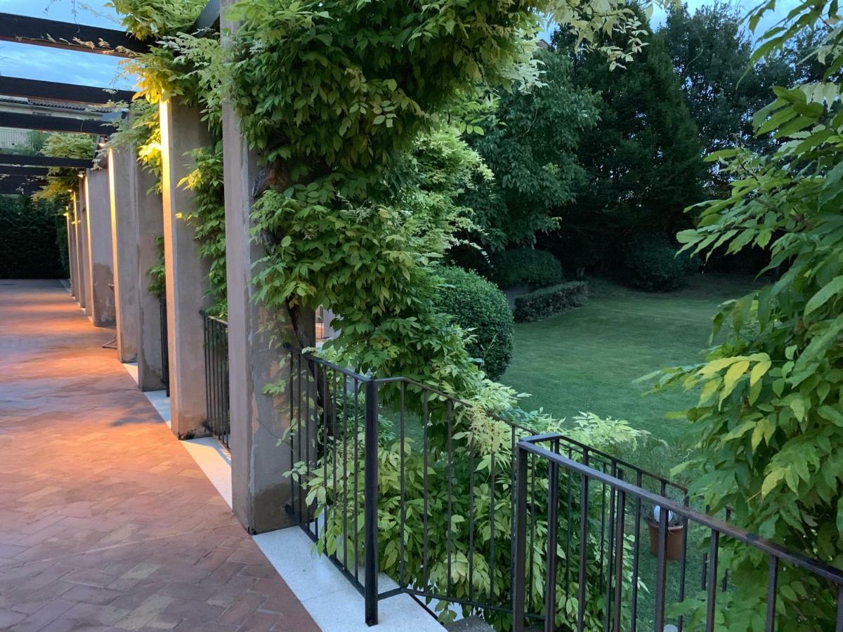 Ca'Bert Villa Dei Glicini Castelnuovo del Garda Zewnętrze zdjęcie